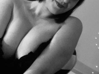 MelanieAhHot - Live porn &amp; sex cam - 24632365