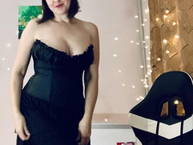 MelanieAhHot - Sexe cam en vivo - 24632409