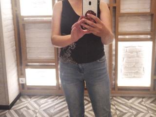 MelanieAhHot - сексуальная веб-камера в реальном времени - 24632429