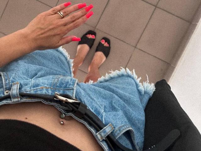 Siyana - Camera khiêu dâm &amp; quyến rũ trực tiếp - 24636033