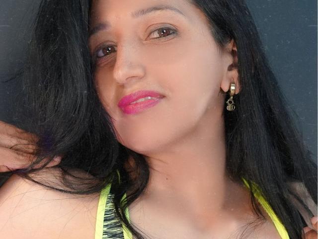 LarisaE - Live porn &amp; sex cam - 24640701