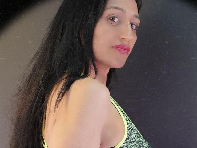 LarisaE - Live porn &amp; sex cam - 24640725