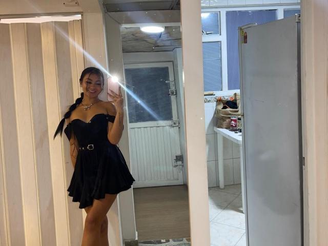 AlessiaFerry - Live porn &amp; sex cam - 24640745