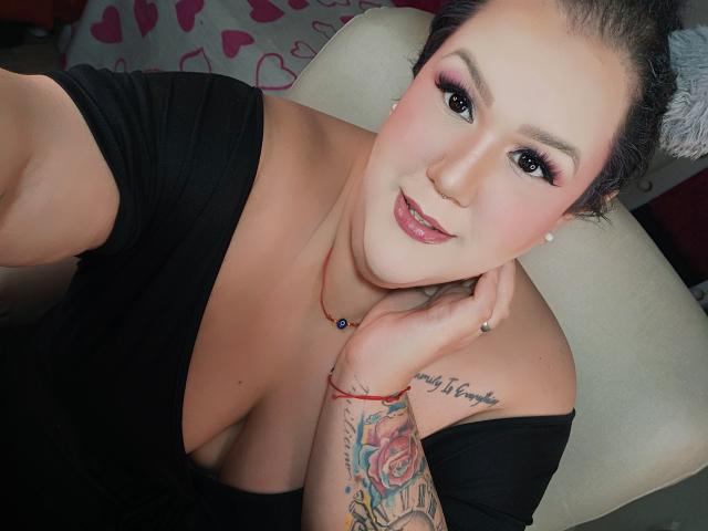 GiannaMorrys - Live porn &amp; sex cam - 24641873