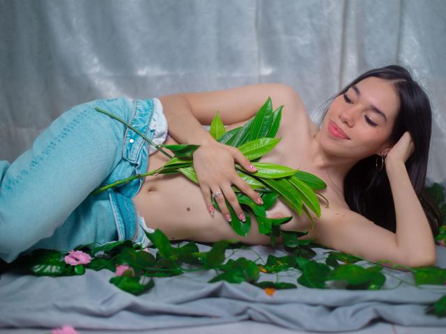 SophiaStorm - сексуальная веб-камера в реальном времени - 24642309
