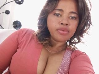 SweetyEmmy - Live porn &amp; sex cam - 24644165