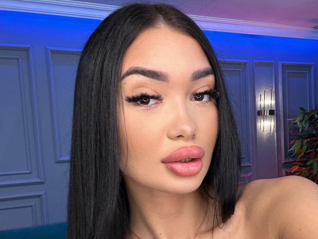 SashaFerrera - сексуальная веб-камера в реальном времени - 24646457