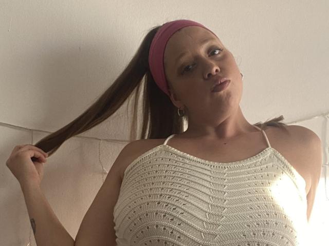 BeluSexy69 - Live porn &amp; sex cam - 24652857