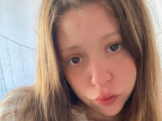 BeluSexy69 - Live porn &amp; sex cam - 24652945