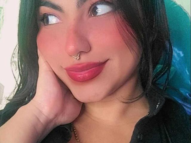 NaomiThomson - Live porn &amp; sex cam - 24654085