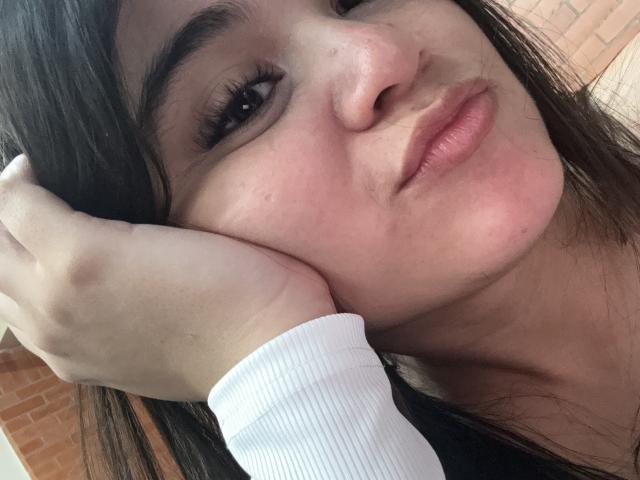 CamilaSofiia - 라이브 포르노 &amp; 섹스 캠 - 24657137