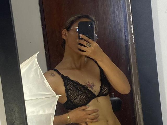 RubbyT - Live porn &amp; sex cam - 24657365