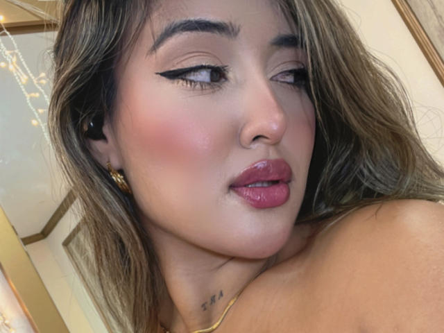 MaeCollins - Live porn &amp; sex cam - 24658201