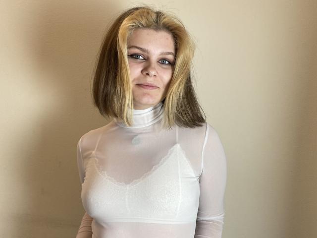 Meddi - Live porn &amp; sex cam - 24658677