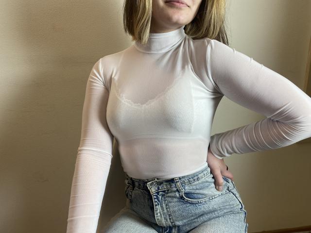 Meddi - Live porn &amp; sex cam - 24658689