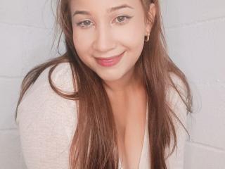 AllannaHanks - сексуальная веб-камера в реальном времени - 24659021