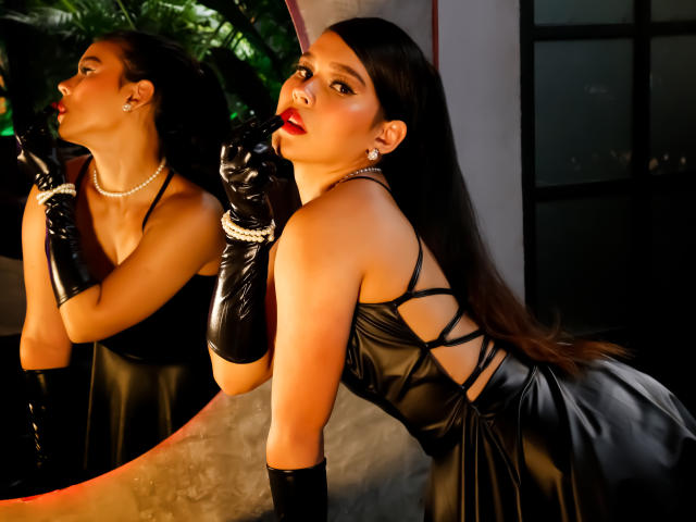 CarolineWill - Live sexe cam - 24660125
