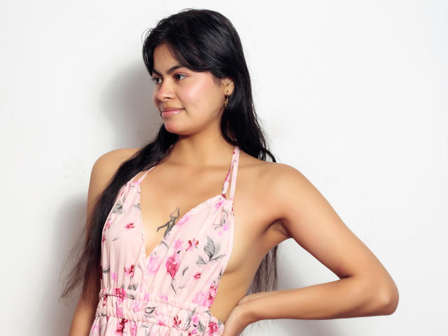 CrystallThonpsom - Live porn &amp; sex cam - 24662213