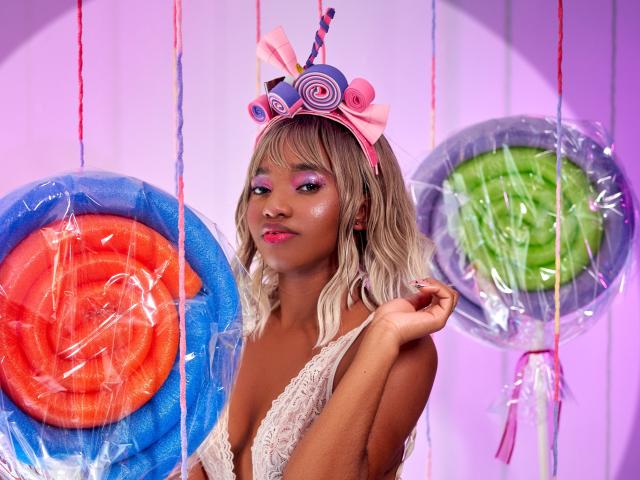 EmmaParis - Live porn &amp; sex cam - 24663781