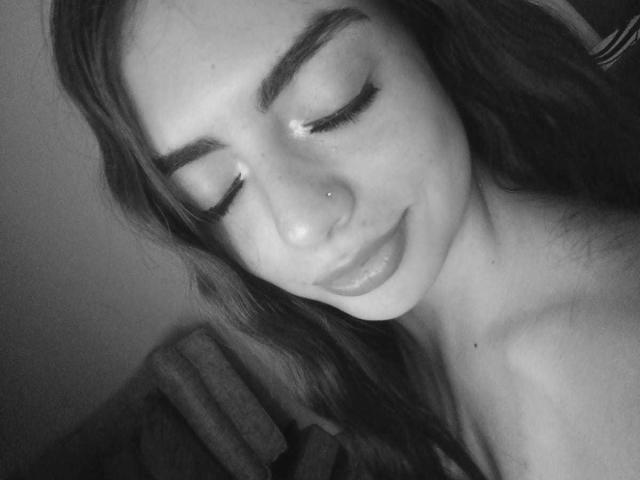 EmaRosee - Live porn &amp; sex cam - 24664085