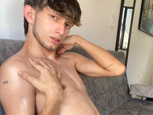 DennyHotX - сексуальная веб-камера в реальном времени - 24667293