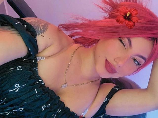 NaomiThomson - Live porn &amp; sex cam - 24668477