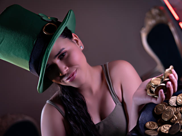 DanTaylor - сексуальная веб-камера в реальном времени - 24669093