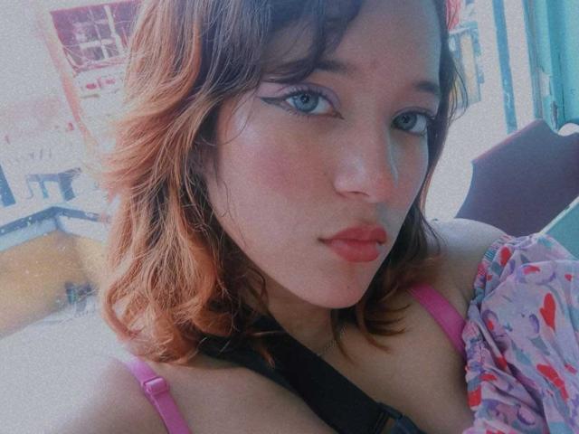 MiaSinclairX - Live porn &amp; sex cam - 24670977