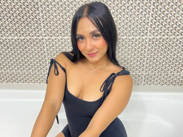 SofiaJames - Porno na żywo i seks kamera - 24671009