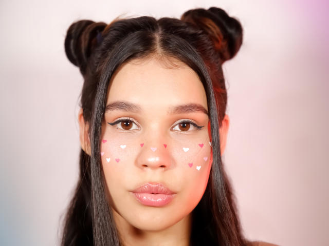 CarolineWill - Live porn &amp; sex cam - 24672153