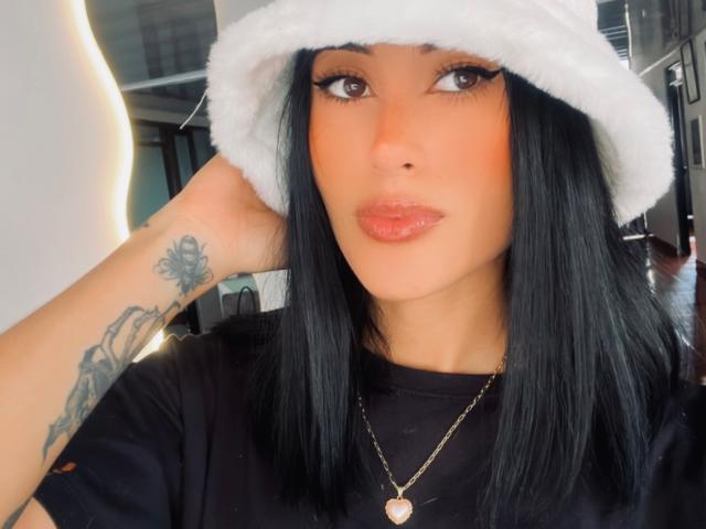 HarleyRoods - Live porn &amp; sex cam - 24673105