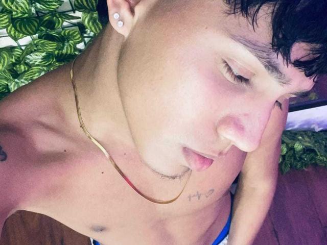 DeividConnor - Live porn &amp; sex cam - 24675145