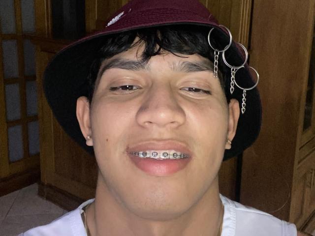 DeividConnor - сексуальная веб-камера в реальном времени - 24675161