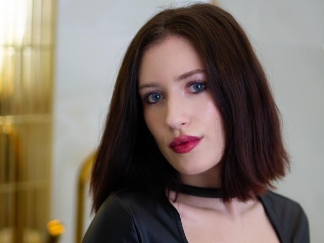 AlissaFlowers - Sexe cam en vivo - 24679601