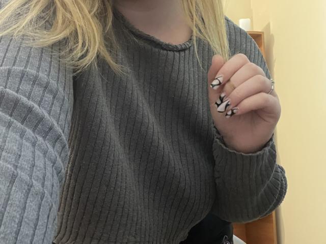 DiLaria - Live porn &amp; sex cam - 24680661