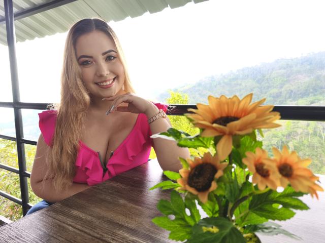 ZoeTobon69 - Live sex cam - 24684941