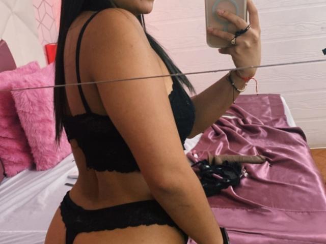 AlisonReynolds - Live porn &amp; sex cam - 24687133