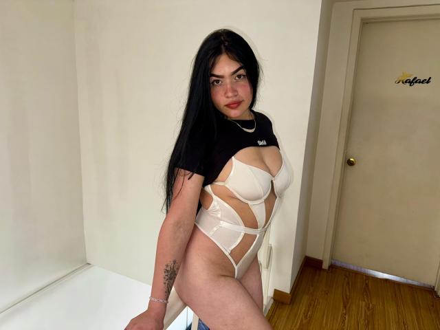 AdeleMontana - сексуальная веб-камера в реальном времени - 24687865