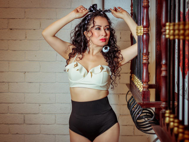 SamanthaAntolin - сексуальная веб-камера в реальном времени - 24690389