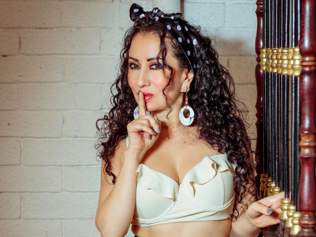 SamanthaAntolin - 라이브 포르노 &amp; 섹스 캠 - 24690397