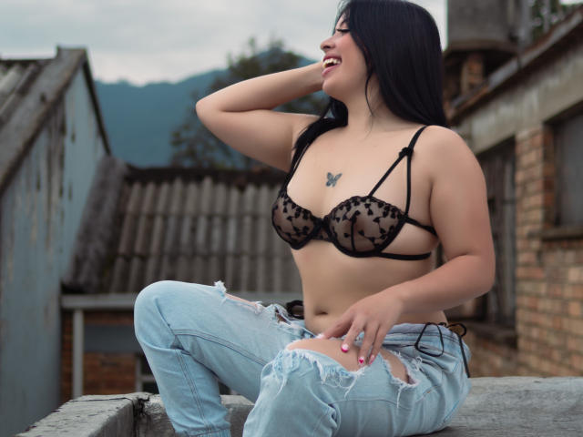 KateWelsin - Live Sex Cam - 24691281