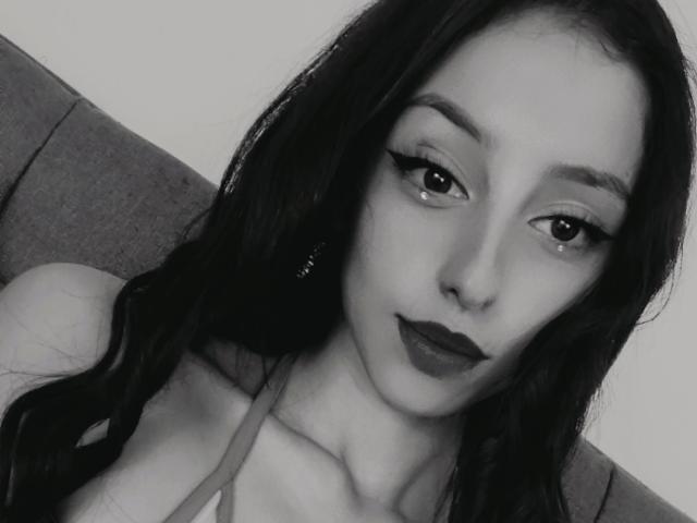 SophieQuinn - Camera khiêu dâm &amp; quyến rũ trực tiếp - 24691389