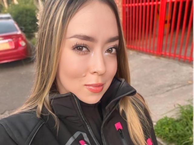 AlinaSmiith - Live porno og sexkamera - 24692281