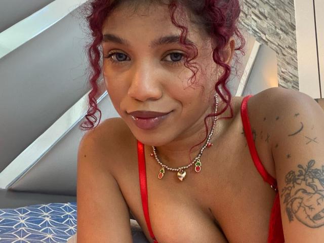 KathaleyaToms - Live porn &amp; sex cam - 24692657