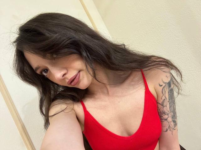 MoniFoxy - Live porn &amp; sex cam - 24695553