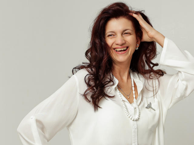 SilviaLu - сексуальная веб-камера в реальном времени - 24695649