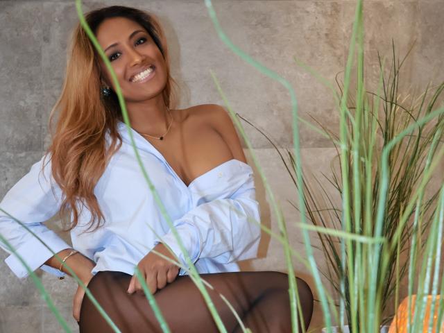 Shaniabeaute - Sexe cam en vivo - 24696857