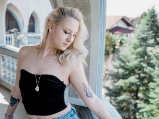 HarleyQueenzel - Camera khiêu dâm &amp; quyến rũ trực tiếp - 24702217