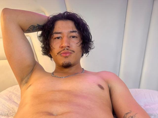 MattSumer - Live porn &amp; sex cam - 24702425