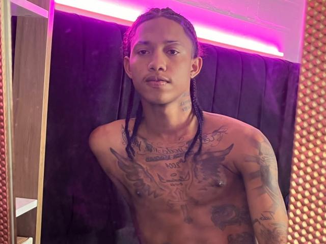 TylorScoth - сексуальная веб-камера в реальном времени - 24703085